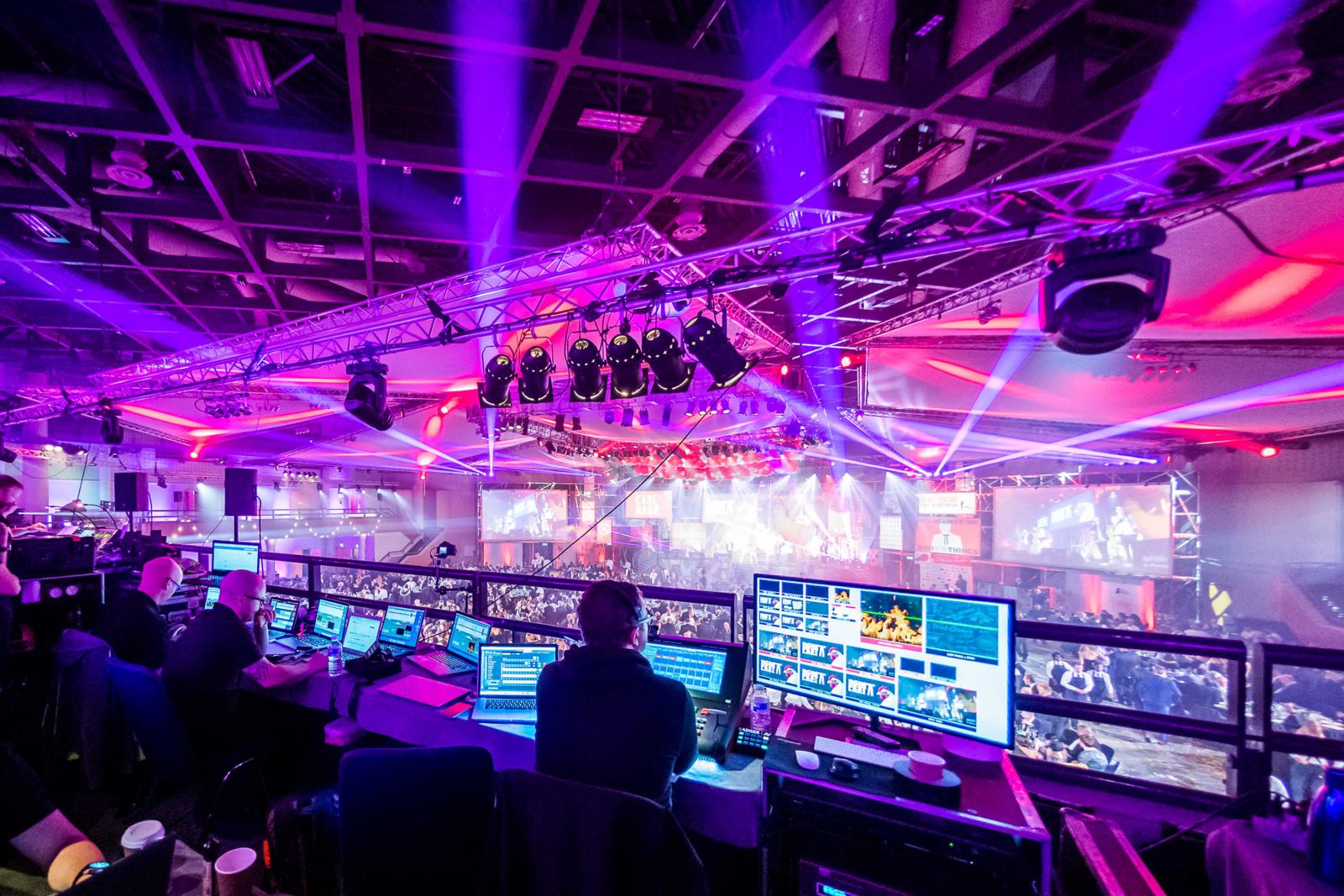 Staff para Eventos: Quanto Custa e Como Escolher a Empresa Certa